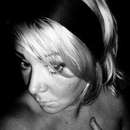 Devon Girl Sharl Wants to Ride Your Cock Live on Cam